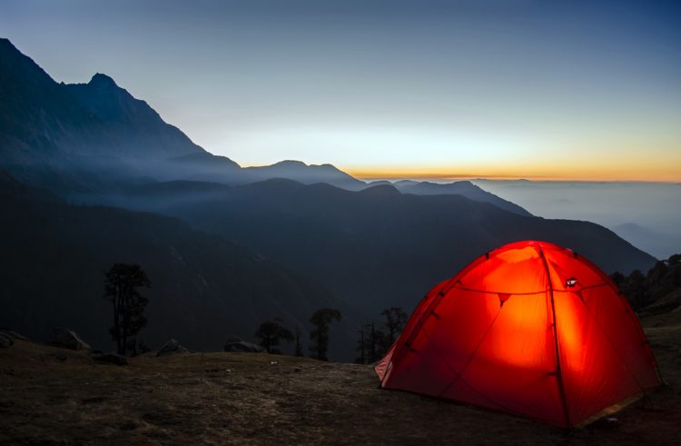 キャンプ 旅行 日の出 アドベンチャー 自然 休暇 ハイキング 山 風景 テント 旅