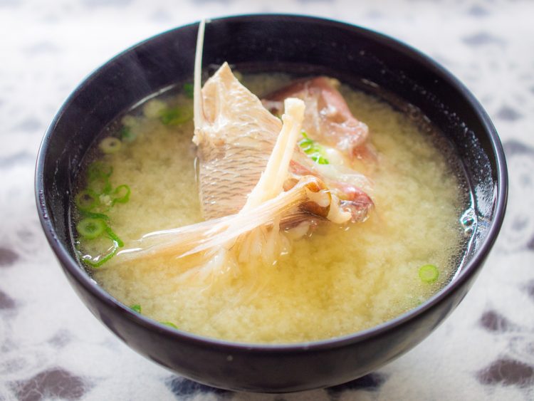 和食 スープ 味噌汁 魚 料理 日本食 お椀 食べ物