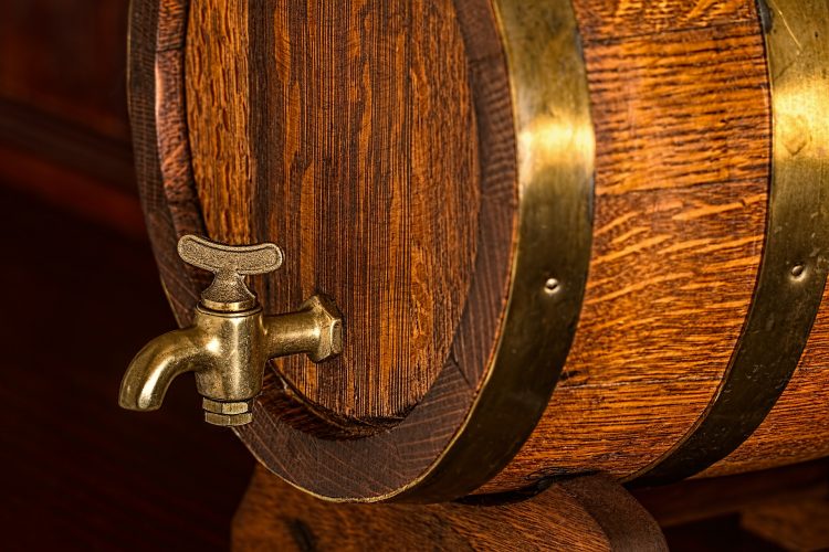 ビール樽 私は ！ 樽 オーク バレル ビール 木材 木造 ワインセラー パブ ドリンク