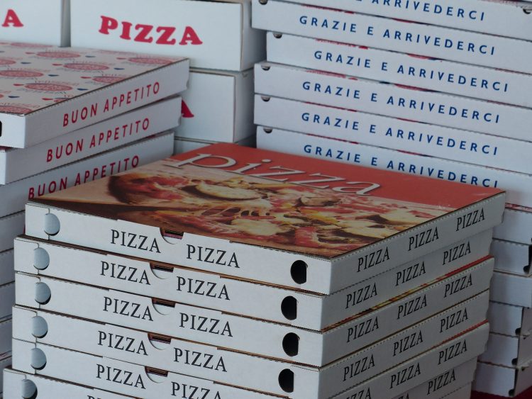 ピザボックス ネスト ピザのサービス ピザ輸送 輸送ボックス イタリア イタリア語 配達
